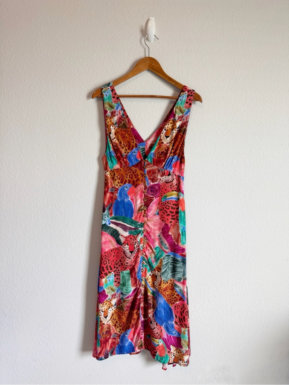 Farm Rio Collage Bright Colorful Animal Mix Print V Neck Midi Dress Size Small